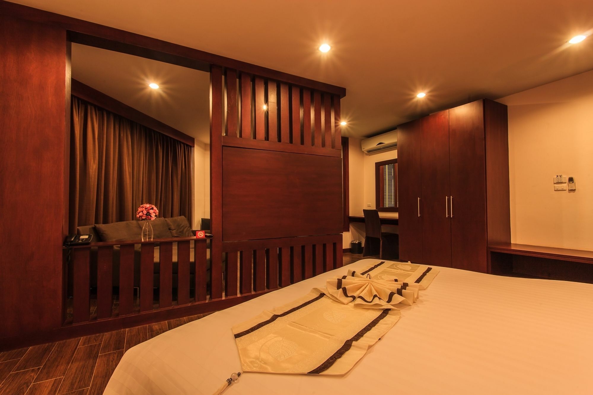 Paksaa Boutique Hotel Patong Εξωτερικό φωτογραφία